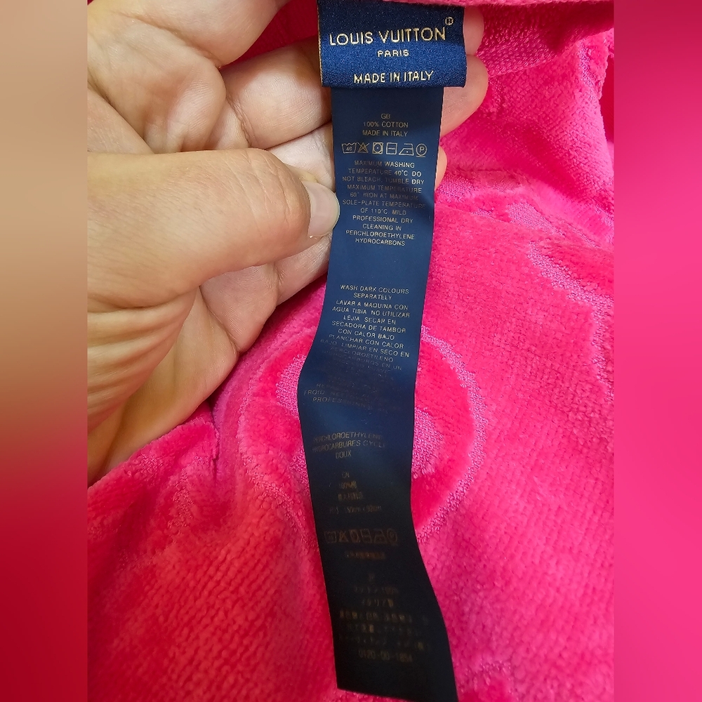 New Louis Vuitton towel pink - Picture 3 of 11